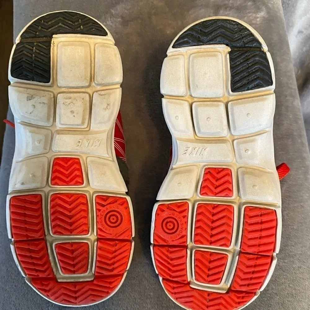 Nike glide 2 Black and red